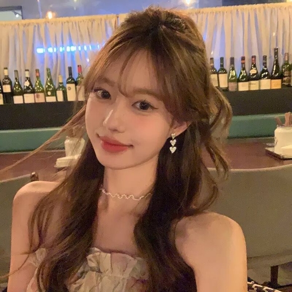 3 Hearts Shaped Earrings ♥️♥️♥️ - Picture 5 of 5